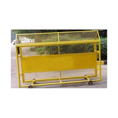 MS Barricades For Traffic Safety Double Frame, Size - 1800 x 1200 x 8 mm. Sheet Thickness - 1mm, 18 gauge MS pipe