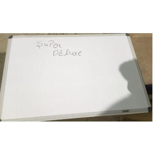 Super Deluxe White Board Smooth Writing Phenolic Surface  2 X 3 Feet Cored With 12 mm Particle