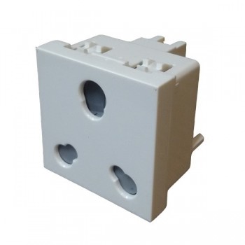 Honeywell Socket CW424WHI Critic 6/16A (ISI Marked)