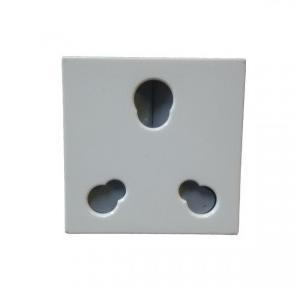 Honeywell Socket CW424WHI Critic 6/16A (ISI Marked)