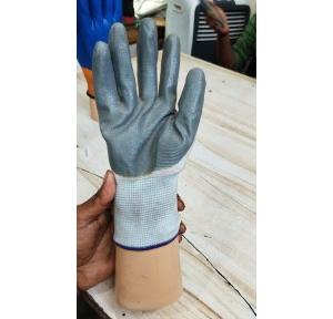Asian Safety Gloves Nitrile Dipped Cut Tear and Puncture Resistant Color Grey&White
