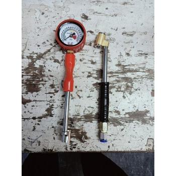 Taruu Portable Air Compressor TR-0301/50 Tank Volume 50 Ltrs, 2 HP Single Phase Motor, RPM 2800, Operating Voltage: 210-240V With 10 Mtr Hose Pipe, Tyre Inflator and Pressure Meter