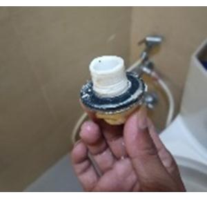 Hindware WC Flush Tank End Cap