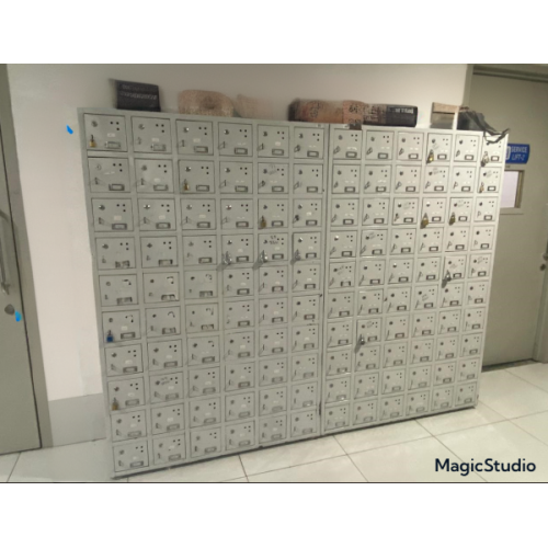 Mobile Locker MS Power Coated 30 Nos Each Locker Compartments X 2 Unit Locker Total 60 Compartments Each Compartments Size L208xH185xD400 MM With Cam Lock & Padlock Option Only Sheet Thickness 0.9 MM Overall 1 Locker Size 1200x925x400 MM Powder Coated Gre