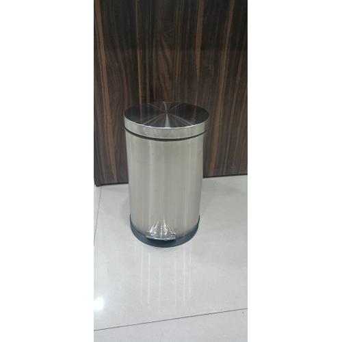 Mofna Pedal Dustbin With Removeable Bucket Thickness 0.4 mm Silver SS202 11 ltr 10x14 inch