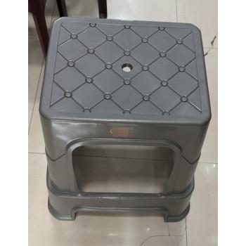 Stool Grey Plastic 1.6x1.5x1.2ft