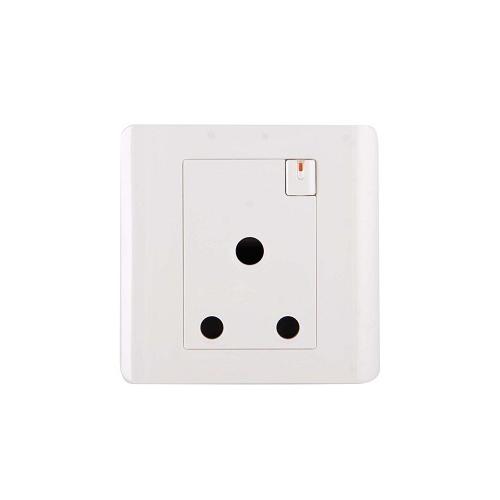 Schneider 10A 2-3 Pin Shuttered Switched Socket Outlet E8415_10_SZ