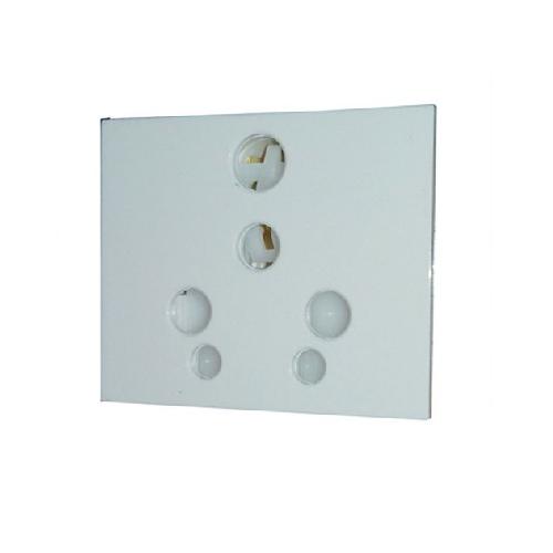 MK Wraparound 6/16A Combined Shuttered Socket, W26424