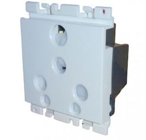 MK 10/16A White Socket, DW424WHI