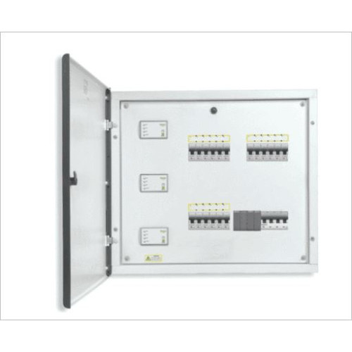 Crabtree 4 Way Xpro Classique Plus Automatic Phase Selector Distribution Board, DCDAKHDCZ04032