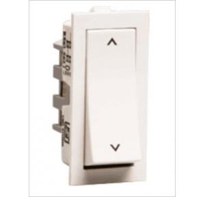 Crabtree Thames Two Way Switch 10 AX, ACTSXXW102