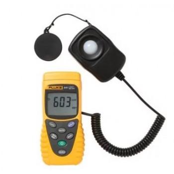 Fluke Digital Lux Meter Measuring Range: 20000 lux 941