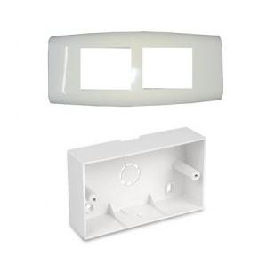 MK Wraparound 8M Surface Plastic Box (W26178) With Front Plate (W26008)