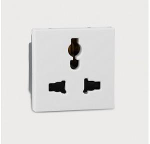 Legrand Myrius Multistandard Socket 6/10/13A, 6730 43