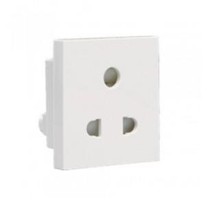 Crabtree Athena 6A 3 Pin Shuttered Socket, ACAKPXW063