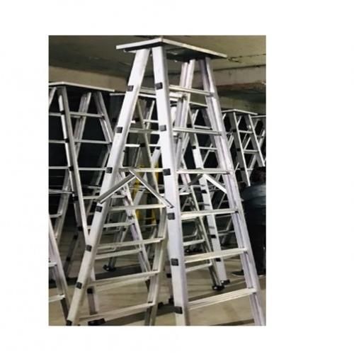 Double Sided With Platform Ladder 6 Ft Aluminum