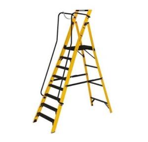 Youngman Megastep 6-Tread Ladder With Work Platform 30090600 4.9 Ft FRP