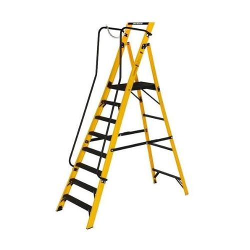Youngman Megastep 6-Tread Ladder With Work Platform 4.9 Ft, 30090600