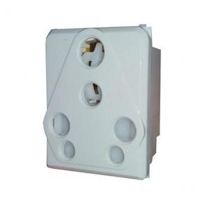 MK Wraparound 16A 5 Pin Socket, W27424