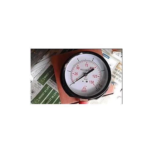H Guru Pressure Gauge Glycerin Filled SS 0 to 10 Kg/cm2 Dial Size 4 Inch Least Count 0.2 Kg/cm2 Bottom Connection 3/8 Inch BSP