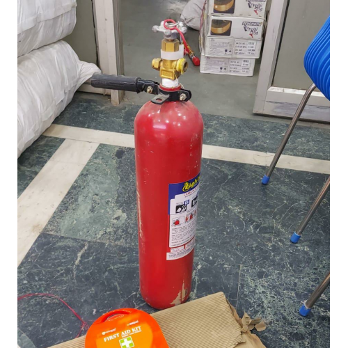 CO2 Type Fire Extinguisher 4.5 Kg