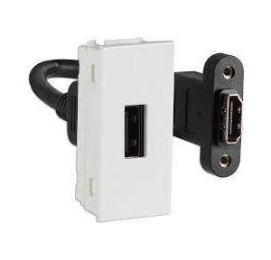 Crabtree Verona Triple 1 M RCA Socket for Data Transmission, ACVKXXW063