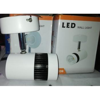 Warm white on sale focus light