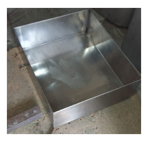 Water Dispenser Tray, SS304, Size - 650 x 550 x 100 mm