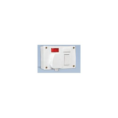 Anchor Penta Ivory 6A/16A Capton, 5-In-1 with Box & 16A ISI Plug and 4 Fixing Holes 240V 50Hz, Urea Back Piece, 50985