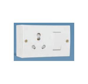 Anchor Penta White Capton 6A/16A SS Combined with 2 Fixing Holes 240V 50Hz, 39999